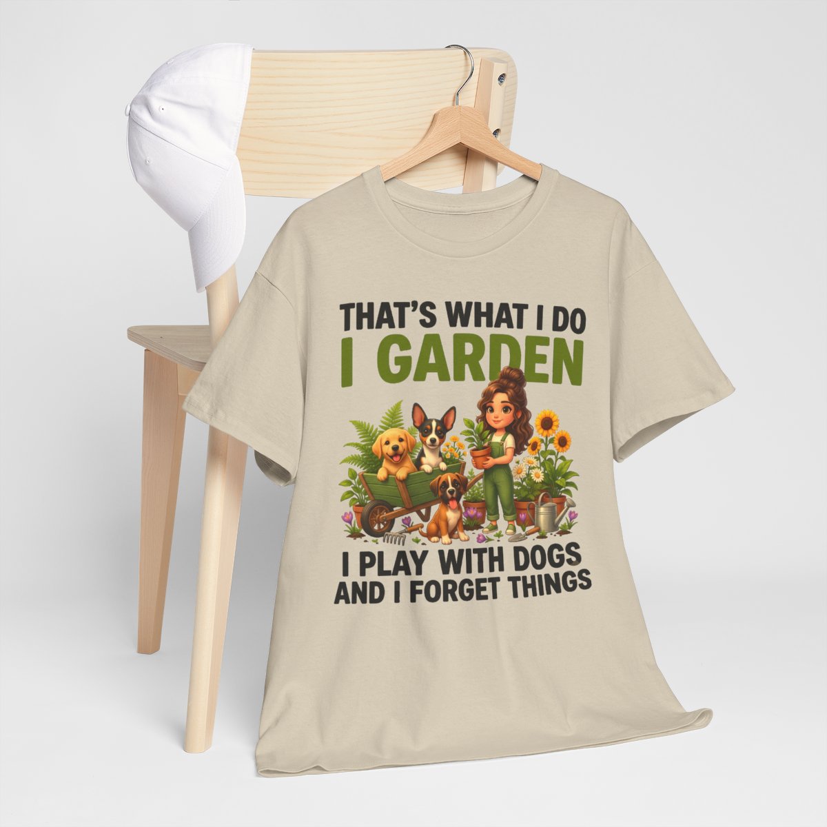I Garden I Play With Dogs and I Forget Things Shirt, That's What I Do Funny Garden Tee, Golden Retriever Dog Mom Gift, Funny Plant Mom Gift